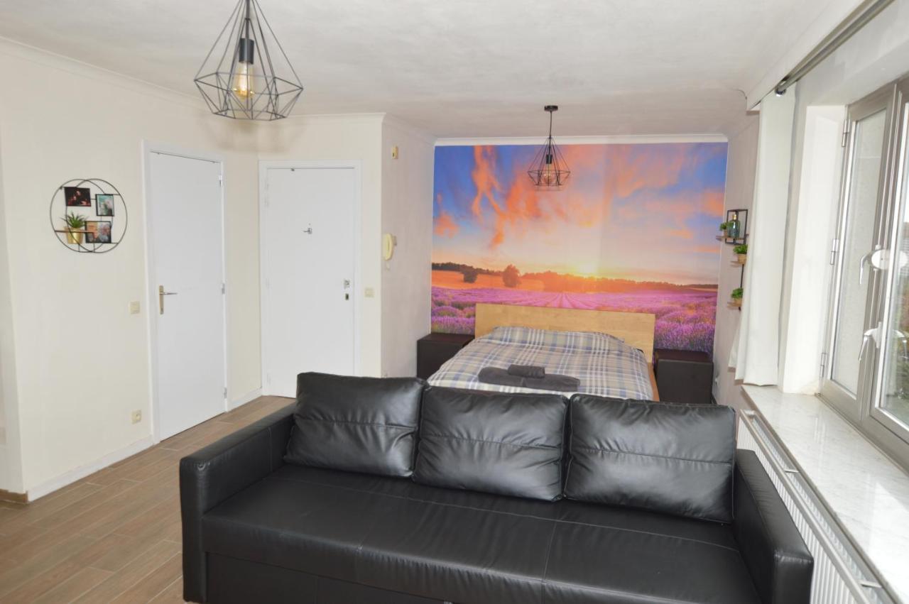Modern And Private Studio With All Comfort! Appartement Roeselare Buitenkant foto
