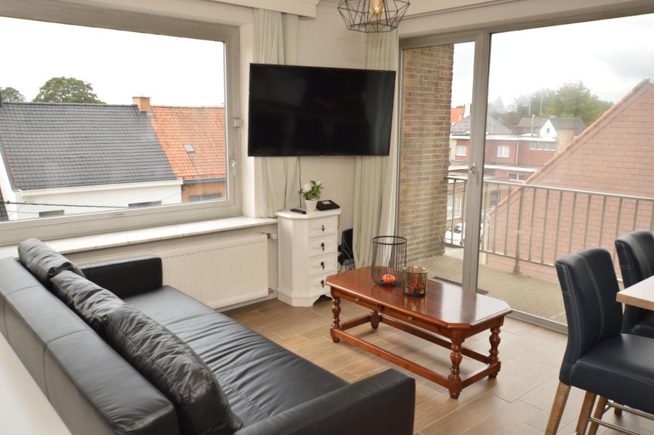 Modern And Private Studio With All Comfort! Appartement Roeselare Buitenkant foto